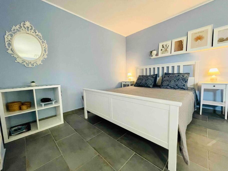 Cozy, Newly Renovated Apartment In Gavrio. Kültér fotó